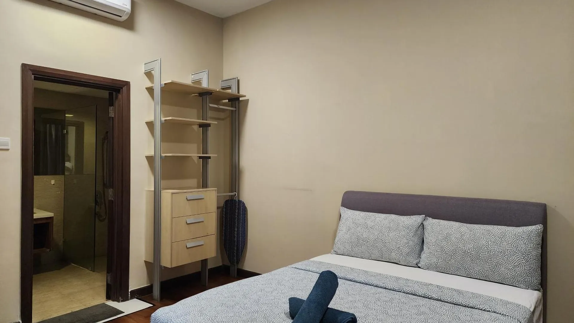 Regalia Residence Klcc By Glory Homes Kuala Lumpur Apartment